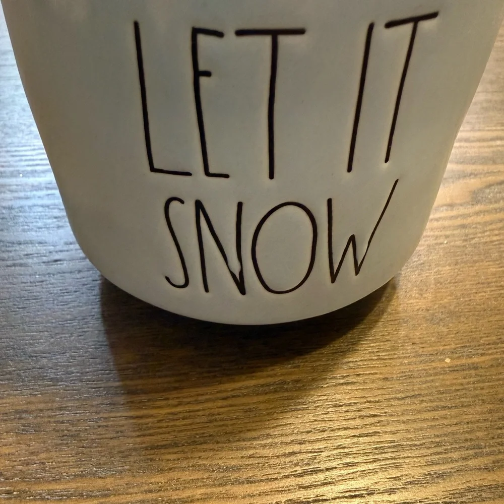 Rae Dunn- Let It Snow Ceramic Planter  Light Blue NWT